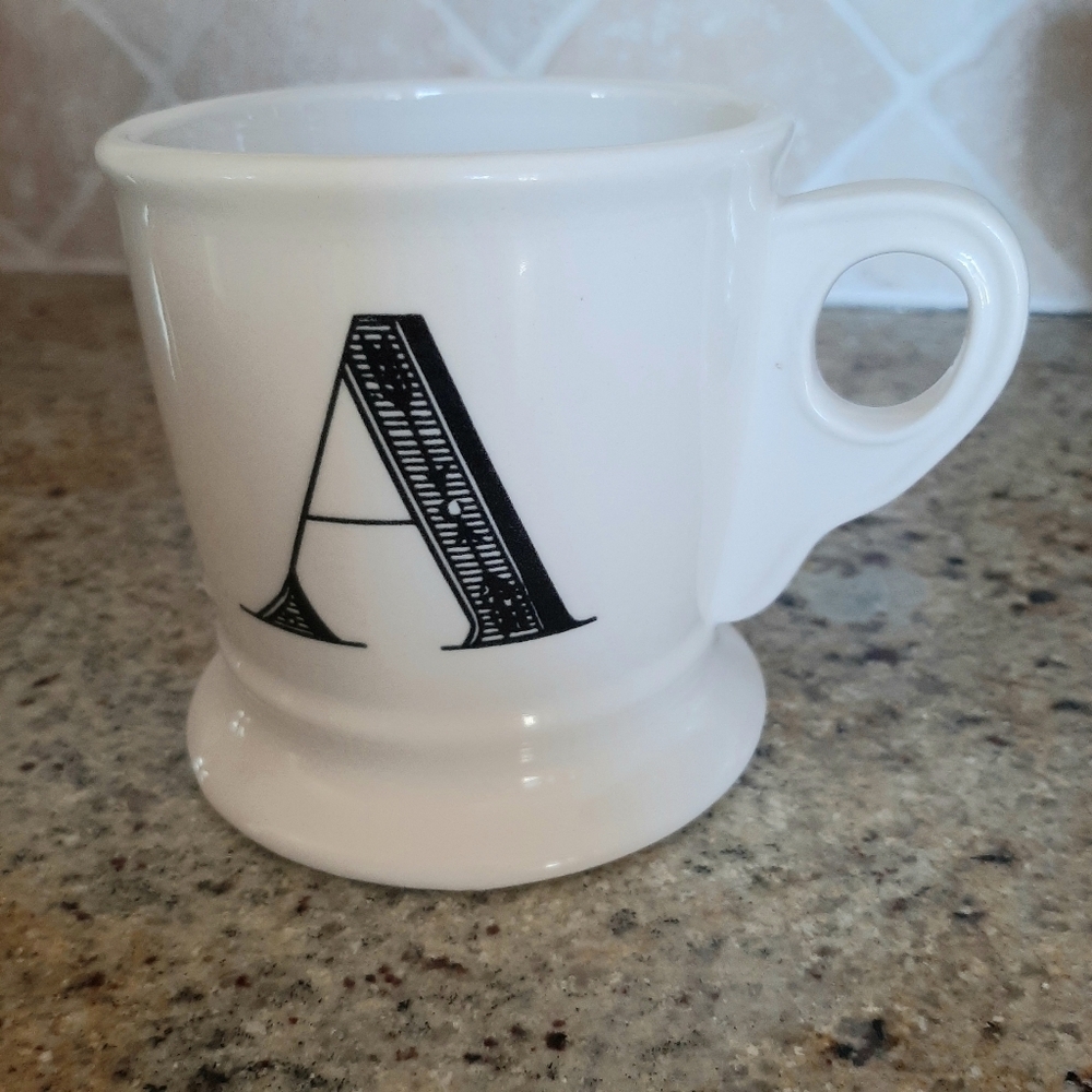 Anthropologi Monogram Mug